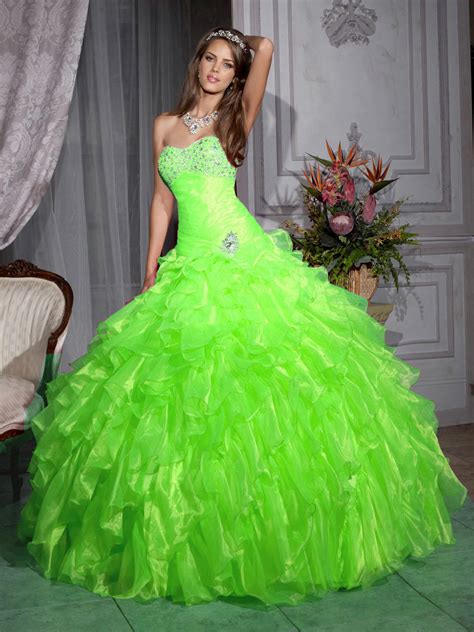 dress color green